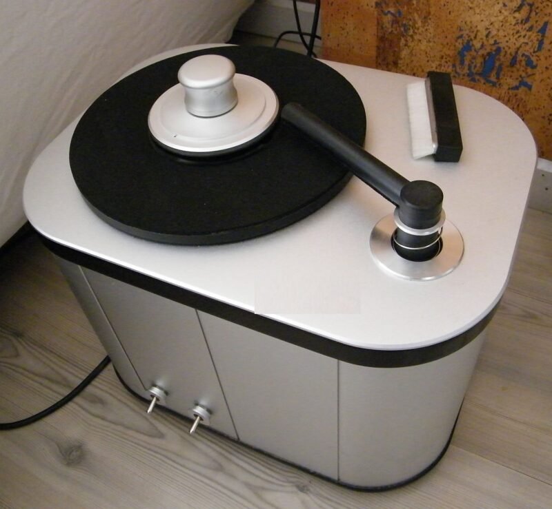 [Archive] Grant Fidelity Vinyl Record Cleaning Machine (retired model)